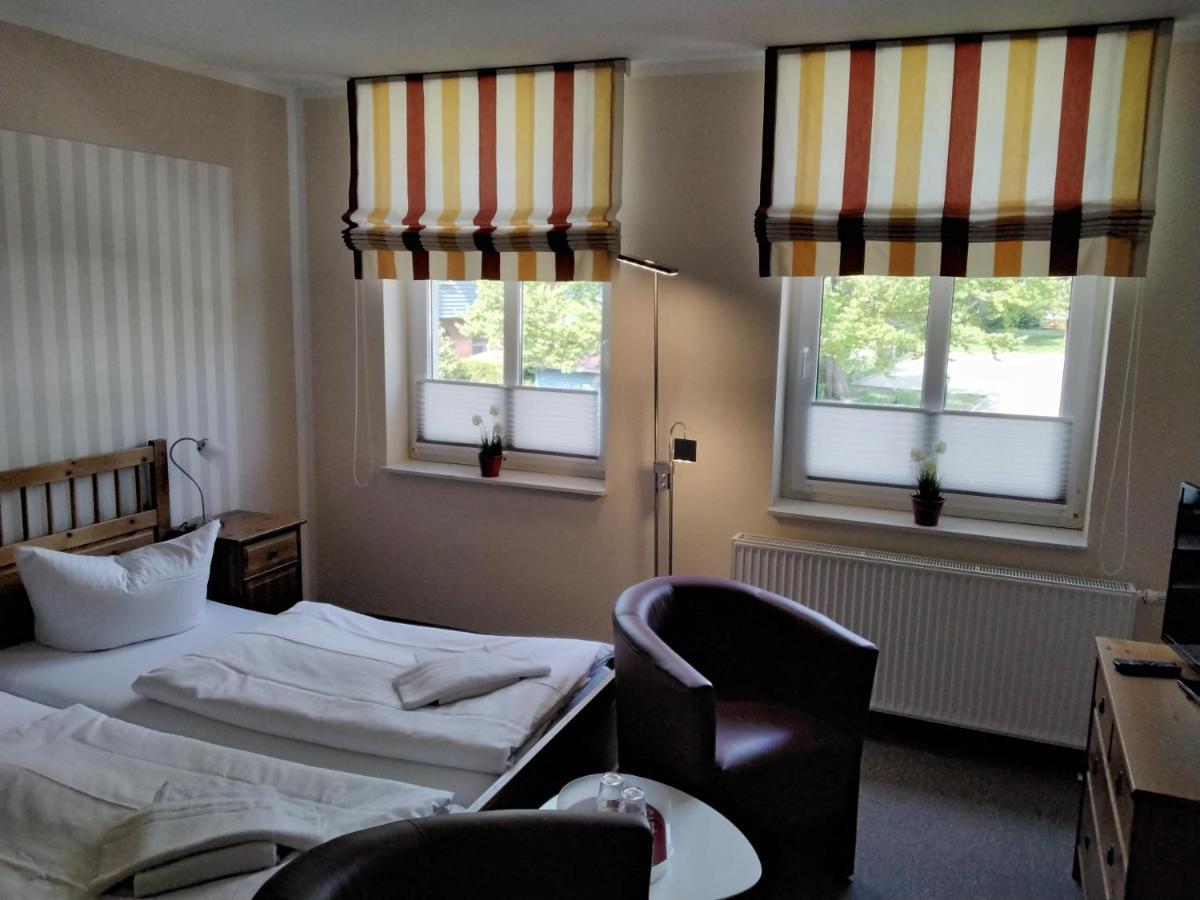 Hotel Am Weinbergschloss วาเริน ภายนอก รูปภาพ