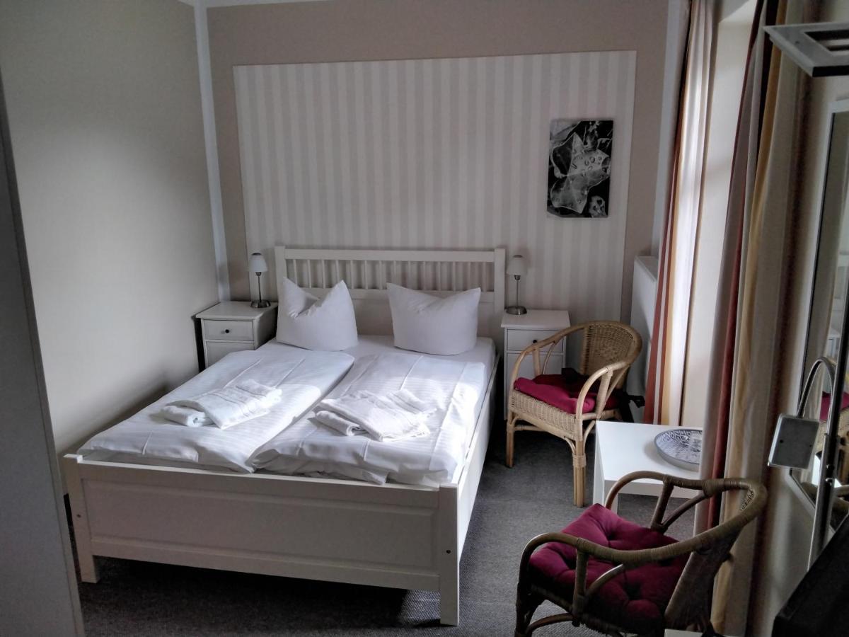 Hotel Am Weinbergschloss วาเริน ภายนอก รูปภาพ