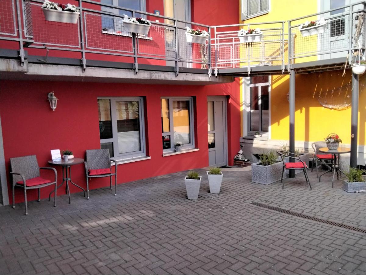 Hotel Am Weinbergschloss วาเริน ภายนอก รูปภาพ